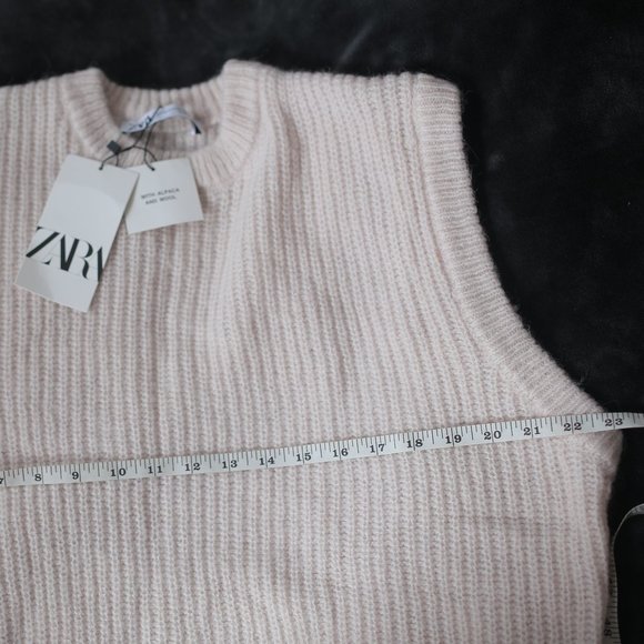 NWT OVERSIZED KNIT WOOL CONTENT DUSTY PINK BEIGE VEST. - Picture 12 of 13